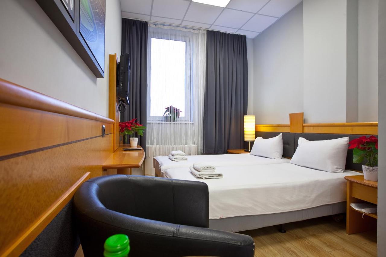Hotel Aspel كراكوفيا المظهر الخارجي الصورة