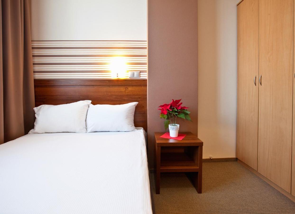 Hotel Aspel كراكوفيا المظهر الخارجي الصورة